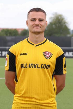 28.07.2026, xtgx, Fussball 2. Bundesliga, SG Dynamo Dresden Fototermin emspor, v.l. Jakob Lemmer Porträttermin Dresden *** July 28, 2026, xtgx, Soccer 2. Bundesliga, SG Dynamo Dresden photo shoot for emspor, from left: Jakob Lemmer portrait shoot in Dresden