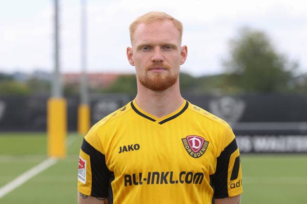 28.07.2026, xtgx, Fussball 2. Bundesliga, SG Dynamo Dresden Fototermin emspor, v.l. Nils Fröling Porträttermin Dresden *** July 28, 2026, xtgx, Soccer 2. Bundesliga, SG Dynamo Dresden photo shoot for emspor, from left: Nils Fröling portrait shoot in Dresden