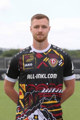 28.07.2026, xtgx, Fussball 2. Bundesliga, SG Dynamo Dresden Fototermin emspor, v.l. Lennart Grill Porträttermin Dresden *** July 28, 2026, xtgx, Soccer 2. Bundesliga, SG Dynamo Dresden photo shoot for emspor, from left: Lennart Grill portrait shoot in Dresden
