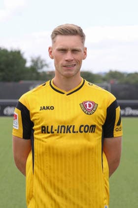 28.07.2026, xtgx, Fussball 2. Bundesliga, SG Dynamo Dresden Fototermin emspor, v.l. Jonas Sterner Porträttermin Dresden *** July 28, 2026, xtgx, Soccer 2. Bundesliga, SG Dynamo Dresden photo shoot for emspor, from left: Jonas Sterner portrait shoot in Dresden