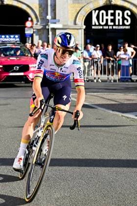 Na-Tourcriterium Roeselare - 28 07 2026 ROESELARE, BELGIUM - JULY 28 : Evenepoel Remco (BEL) of Red Bull BORA Hansgrohe in action during the post Tour de France criterium of Roeselare on July 28, 2026 in Roeselare, Belgium, 28 07 2026 Roeselare Belgium  Copyright: xJanxDexMeuleneirx