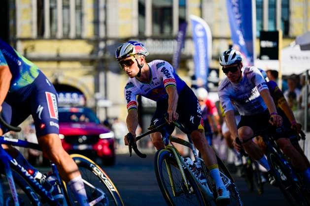 Na-Tourcriterium Roeselare - 28 07 2026 ROESELARE, BELGIUM - JULY 28 : Evenepoel Remco (BEL) of Red Bull BORA Hansgrohe in action during the post Tour de France criterium of Roeselare on July 28, 2026 in Roeselare, Belgium, 28 07 2026 Roeselare Belgium  Copyright: xJanxDexMeuleneirx
