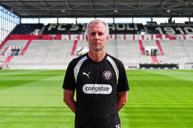 Jens Schuster (FC St. Pauli, Co-Trainer) GER, FC St. Pauli, Fussball, 28.07.2026 GER, FC St. Pauli, Fussball, 28.07.2026 Hamburg *** Jens Schuster, FC St. Pauli, Assistant Coach, GER, FC St. Pauli, Soccer, Team Photo, July 28, 2026, GER, FC St. Pauli, Soccer, Team Photo, July 28, 2026, Hamburg Copyright: xEibner-Pressefoto MarcelxvonxFehrnx EP_MFN