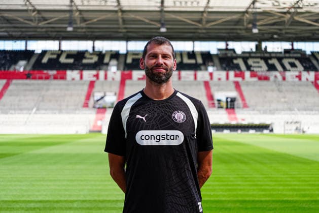 Thomas Barth (FC St. Pauli, Athletiktrainer) GER, FC St. Pauli, Fussball, 28.07.2026 GER, FC St. Pauli, Fussball, 28.07.2026 Hamburg *** Thomas Barth, FC St. Pauli, Athletic Trainer (GER), FC St. Pauli, Soccer, Team Photo, July 28, 2026 (GER), FC St. Pauli, Soccer, Team Photo, July 28, 2026, Hamburg Copyright: xEibner-Pressefoto MarcelxvonxFehrnx EP_MFN