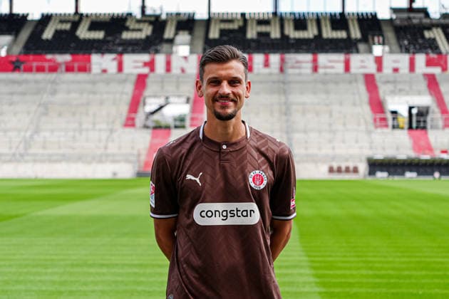 Adam Dzwigala (FC St. Pauli, 25) GER, FC St. Pauli, Fussball, 28.07.2026 GER, FC St. Pauli, Fussball, 28.07.2026 Hamburg *** Adam Dzwigala, FC St. Pauli, 25, Germany, FC St. Pauli, soccer, team photo, July 28, 2026, Germany, FC St. Pauli, soccer, team photo, July 28, 2026, Hamburg Copyright: xEibner-Pressefoto MarcelxvonxFehrnx EP_MFN