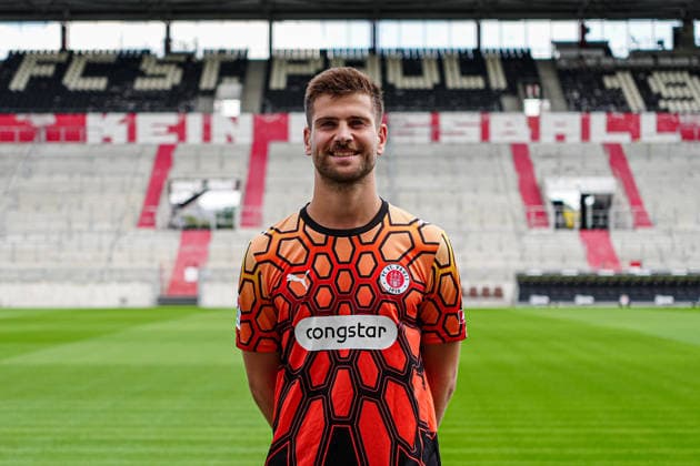 Ben Voll (FC St. Pauli, 01) GER, FC St. Pauli, Fussball, 28.07.2026 GER, FC St. Pauli, Fussball, 28.07.2026 Hamburg *** Ben Voll, FC St. Pauli, 01 GER, FC St. Pauli, soccer, team photo, July 28, 2026 GER, FC St. Pauli, soccer, team photo, July 28, 2026 Hamburg Copyright: xEibner-Pressefoto MarcelxvonxFehrnx EP_MFN