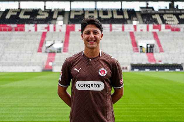 Haron Sabah (FC St. Pauli, 47) GER, FC St. Pauli, Fussball, 28.07.2026 GER, FC St. Pauli, Fussball, 28.07.2026 Hamburg *** Haron Sabah FC St. Pauli, 47 GER, FC St. Pauli, soccer, team photo, July 28, 2026 GER, FC St. Pauli, soccer, team photo, July 28, 2026 Hamburg Copyright: xEibner-Pressefoto MarcelxvonxFehrnx EP_MFN