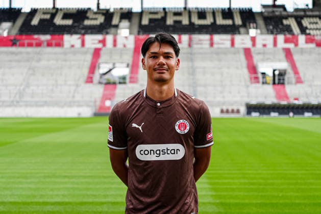 Nick Schmidt (FC St. Pauli, 44) GER, FC St. Pauli, Fussball, 28.07.2026 GER, FC St. Pauli, Fussball, 28.07.2026 Hamburg *** Nick Schmidt, FC St. Pauli, 44 GER, FC St. Pauli, soccer, team photo, July 28, 2026 GER, FC St. Pauli, soccer, team photo, July 28, 2026 Hamburg Copyright: xEibner-Pressefoto MarcelxvonxFehrnx EP_MFN