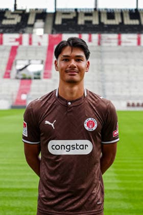 Nick Schmidt (FC St. Pauli, 44) GER, FC St. Pauli, Fussball, 28.07.2026 GER, FC St. Pauli, Fussball, 28.07.2026 Hamburg *** Nick Schmidt, FC St. Pauli, 44 GER, FC St. Pauli, soccer, team photo, July 28, 2026 GER, FC St. Pauli, soccer, team photo, July 28, 2026 Hamburg Copyright: xEibner-Pressefoto MarcelxvonxFehrnx EP_MFN