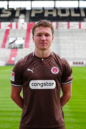 Rawley St. John (FC St. Pauli, 46) GER, FC St. Pauli, Fussball, 28.07.2026 GER, FC St. Pauli, Fussball, 28.07.2026 Hamburg *** Rawley St John FC St Pauli, 46 GER, FC St Pauli, soccer, team photo, July 28, 2026 GER, FC St Pauli, soccer, team photo, July 28, 2026 Hamburg Copyright: xEibner-Pressefoto MarcelxvonxFehrnx EP_MFN