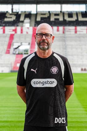 Dr. Sebastian Schneider (FC St. Pauli, Mannschaftsarzt) GER, FC St. Pauli, Fussball, 28.07.2026 GER, FC St. Pauli, Fussball, 28.07.2026 Hamburg *** Dr. Sebastian Schneider, FC St. Pauli, Team Doctor, GER; FC St. Pauli, Soccer, Team Photo, July 28, 2026, GER; FC St. Pauli, Soccer, Team Photo, July 28, 2026, Hamburg Copyright: xEibner-Pressefoto MarcelxvonxFehrnx EP_MFN