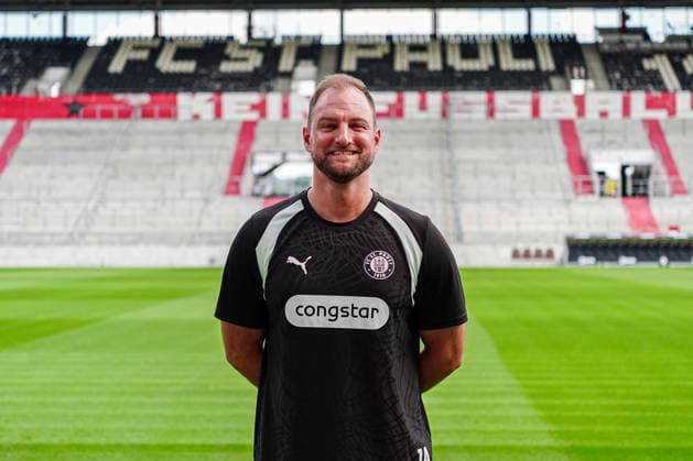 Jan Altmeyer (FC St. Pauli, Physiotherapeut) GER, FC St. Pauli, Fussball, 28.07.2026 GER, FC St. Pauli, Fussball, 28.07.2026 Hamburg *** Jan Altmeyer, FC St. Pauli, Physical Therapist, GER, FC St. Pauli, Soccer, Team Photo, July 28, 2026, GER, FC St. Pauli, Soccer, Team Photo, July 28, 2026, Hamburg Copyright: xEibner-Pressefoto MarcelxvonxFehrnx EP_MFN