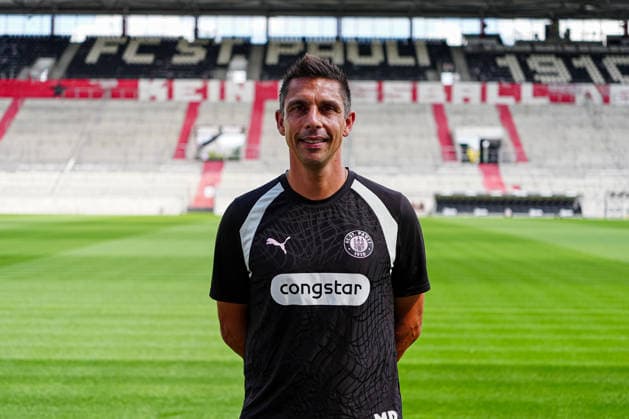 Marcel Rapp (FC St. Pauli, Trainer) GER, FC St. Pauli, Fussball, 28.07.2026 GER, FC St. Pauli, Fussball, 28.07.2026 Hamburg *** Marcel Rapp, FC St. Pauli, Coach, GER, FC St. Pauli, soccer, team photo, July 28, 2026, GER, FC St. Pauli, soccer, team photo, July 28, 2026, Hamburg Copyright: xEibner-Pressefoto MarcelxvonxFehrnx EP_MFN