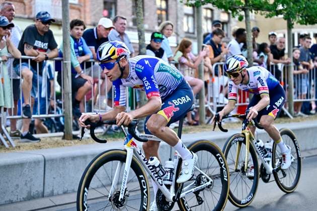 Na-Tourcriterium Roeselare - 28 07 2026 ROESELARE, BELGIUM - JULY 28 : Vermeersch Gianni (BEL) of Red Bull BORA Hansgrohe and Evenepoel Remco (BEL) of Red Bull BORA Hansgrohe in action during the post Tour de France criterium of Roeselare on July 28, 2026 in Roeselare, Belgium, 28 07 2026 Roeselare Belgium  Copyright: xJanxDexMeuleneirx