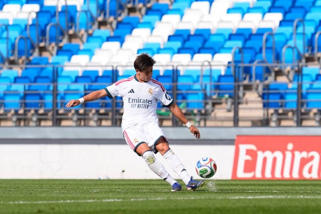 July 28, 2026, Valdebebas, Madrid, Spain: Arda Guler of Real Madrid CF kicks the ball during the Real Madrid training session held in collaboration with CD Leganes at Alfredo Di Stefano stadium on July 28, 2026, in Valdebebas, Madrid, Spain. Valdebebas Spain - ZUMAa181 20260728_zaa_a181_004 Copyright: xDennisxAgyemanx