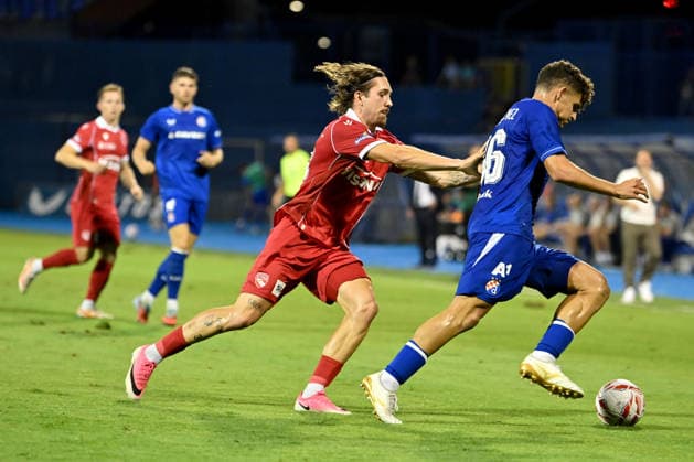 ZAGREB; CROATIA - JULY 28: Sergi Dominguez of Dinamo Zagreb (R) in action against Marc Gutbub of Thun (L) during the UEFA Champions League QR-2 second match between Dinamo Zagreb (CRO) and Thun (SUI) at Stadion Maksimir, Zagreb on July 28, 2026 in Zagreb, Croatia. (Photo by Igor Kupljenik Sports Press Photo).  Copyright: xIgorxKupljenikx xSPPx Sportspressphoto_SPR198055