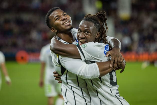 SOCCER - UEFA CL, Hearts vs Sturm EDINBURGH,SCOTLAND,28.JUL.26 - SOCCER - UEFA Champions League, qualification, Heart of Midlothian FC vs SK Sturm Graz. Image shows the rejoicing of Jeyland Mitchell and Ryan Fosso (Sturm).  GEPAxpictures xMatthiasxTrinkl