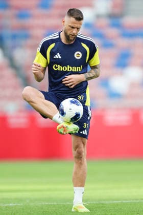 Fenerbahce practice session in Poland ZABRZE, POLAND - JULY 28: Milan Skriniar of Fenerbahce takes part in the practice session ahead of the UEFA Champions League second qualifying round match between Gornik Zabrze and Fenerbahce at Arena Zabrze in Zabrze, Poland on July 28, 2026. Jakub Porzycki Anadolu Zabrze Poland. Editorial use only. Please get in touch for any other usage.  Copyright: x2026xAnadoluxJakubxPorzyckix