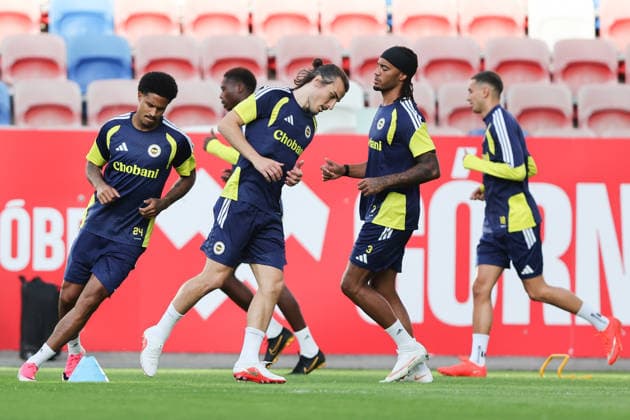 Fenerbahce practice session in Poland ZABRZE, POLAND - JULY 28: Fenerbahce players take part in the practice session ahead of the UEFA Champions League second qualifying round match between Gornik Zabrze and Fenerbahce at Arena Zabrze in Zabrze, Poland on July 28, 2026. Jakub Porzycki Anadolu Zabrze Poland. Editorial use only. Please get in touch for any other usage.  Copyright: x2026xAnadoluxJakubxPorzyckix