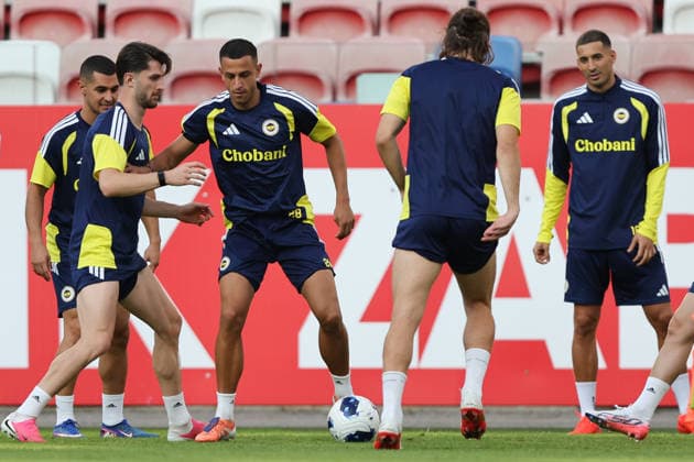 Fenerbahce practice session in Poland ZABRZE, POLAND - JULY 28: Fenerbahce players take part in the practice session ahead of the UEFA Champions League second qualifying round match between Gornik Zabrze and Fenerbahce at Arena Zabrze in Zabrze, Poland on July 28, 2026. Jakub Porzycki Anadolu Zabrze Poland. Editorial use only. Please get in touch for any other usage.  Copyright: x2026xAnadoluxJakubxPorzyckix