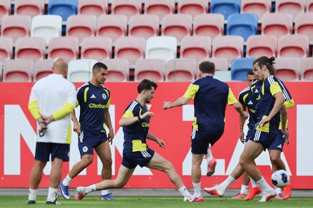 Fenerbahce practice session in Poland ZABRZE, POLAND - JULY 28: Fenerbahce players take part in the practice session ahead of the UEFA Champions League second qualifying round match between Gornik Zabrze and Fenerbahce at Arena Zabrze in Zabrze, Poland on July 28, 2026. Jakub Porzycki Anadolu Zabrze Poland. Editorial use only. Please get in touch for any other usage.  Copyright: x2026xAnadoluxJakubxPorzyckix