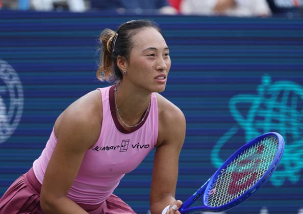 July 28, 2026, Washington, Illinois, USA: QINWEN ZHENG of China during the match against Alexandra Eala of Phillipines in the first round of Mubadala Washington DC, USA. Zheng lost 6:4, 4:6, 1:6. Washington USA - ZUMAc278 20260728_zsp_c278_027 Copyright: xMarcinxCholewinskix