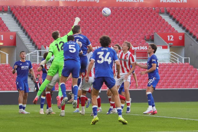 Stoke City v Everton, Pre-Season Friendly Mark Travers of Everton during the Pre-Season Friendly match between Stoke City and Everton at the Bet365 Stadium, Stoke-on-Trent, UK on 28 July 2026. Stoke-on-Trent Bet365 Stadium Staffordshire UK Editorial use only , Copyright: xAlunxRobertsx PSI-24601-0036