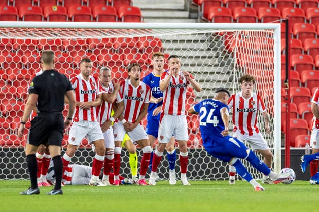 RECORD DATE NOT STATED 28th July 2026; Bet365 Stadium, Stoke, Staffordshire, England; Friendly Football, Stoke City versus Everton; Charly Alcaraz of Everton takes a shot on goal TimxWilliams