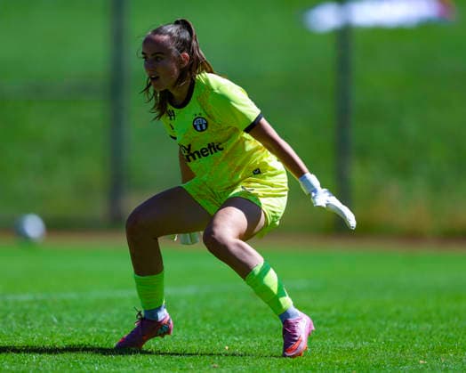 28.07.2026, SUI, Fussball, Frauen, Testspiel, Saison 2026 2027, FC Zürich vs. SC Freiburg Riana Gmür (21, FC Zürich) Foto: Urs Ottiger IMAGO Kerenzerberg Sportzentrum Kerenzerberg Zürich Switzerland *** July 28, 2026, SUI, Soccer, Women s, Friendly Match, 2026–2027 Season, FC Zurich vs. SC Freiburg, Riana Gmür, 21, FC Zurich, Photo by Urs Ottiger, IMAGO, Kerenzerberg Sports Center, Kerenzerberg, Zurich, Switzerland