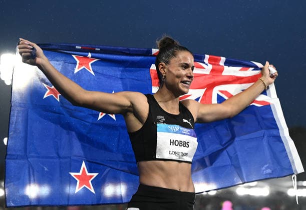 COM26 ATHLETICS, Zoe Hobbs of New Zealand celebrates winning the Women™s 100m Final during the Glasgow 2026 Commonwealth Games at Scotstoun Stadium in Glasgow, Scotland, Tuesday, July 28, 2026. ( NO ARCHIVING, EDITORIAL USE ONLY Glasgow United Kingdom  Copyright: xJOELxCARRETTx 20260729164887492603