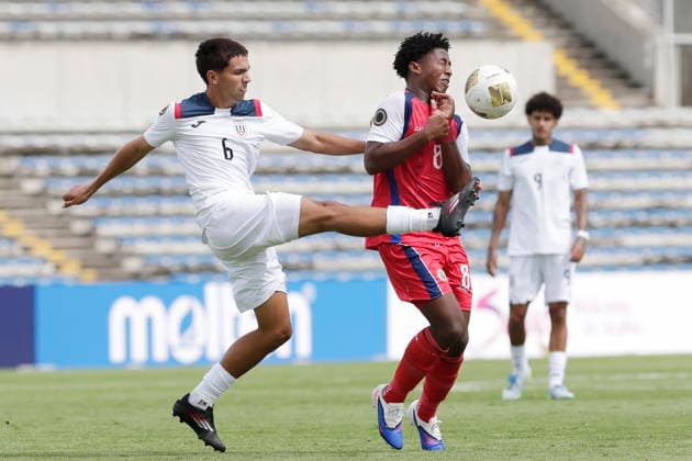 CONCACAF U-20 Championship: Haiti - Cuba Ramy Fabilus (R) of Haiti vies for the ball with Jose Perez of Cuba during a CONCACAF U-20 Championship match between Haiti and Cuba played at the Universitario Stadium in Puebla, Mexico, 28 July 2026. Puebla Mexico  Copyright: xHildaxRiosx