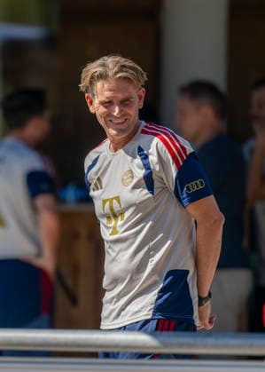 28.07.2026, Fussball Bundesliga 2026 2027, Trainingslager FC Bayern München in Rottach-Egern am Tegernsee (Bayern). Sportdirektor Christoph Freund (Bayern München) *** July 28, 2026, 2026–2027 Bundesliga, FC Bayern Munich training camp in Rottach Egern on Lake Tegernsee, Bayern Sports Director Christoph Freund, Bayern Munich