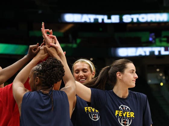 July 28, 2026, Seattle, Washington, USA: Indiana Fever guard CAITLIN CLARK (22) warms-up prior to the WNBA, Basketball Damen, USA match between the Seattle Storm and Indiana Fever at Climate Pledge Arena in Seattle. Seattle USA - ZUMAd218 20260728_zsp_d218_003 Copyright: xRichardxDizonx