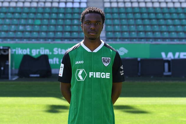 SC Preußen Münster; 3. Liga, Porträttermin 2026 2027 Wesley Adeh ( Münster ); SC Preußen Münster; 3. Liga, Porträttermin 2026 2027 *** SC Preußen Münster, 3rd Division, Photo Shoot 2026–2027 Wesley Adeh Münster SC Preußen Münster, 3rd Division, Photo Shoot 2026–2027 xRx