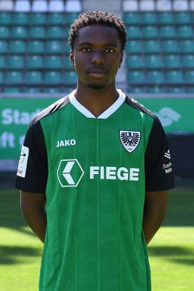 SC Preußen Münster; 3. Liga, Porträttermin 2026 2027 Wesley Adeh ( Münster ); SC Preußen Münster; 3. Liga, Porträttermin 2026 2027 *** SC Preußen Münster, 3rd Division, Photo Shoot 2026–2027 Wesley Adeh Münster SC Preußen Münster, 3rd Division, Photo Shoot 2026–2027 xRx
