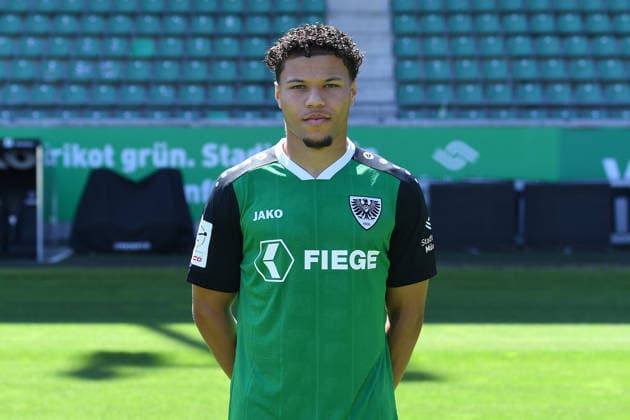 SC Preußen Münster; 3. Liga, Porträttermin 2026 2027 Montell Ndikom ( Münster ); SC Preußen Münster; 3. Liga, Porträttermin 2026 2027 *** SC Preußen Münster, 3rd Division, Profile Session 2026–2027 Montell Ndikom Münster SC Preußen Münster, 3rd Division, Profile Session 2026–2027 xRx