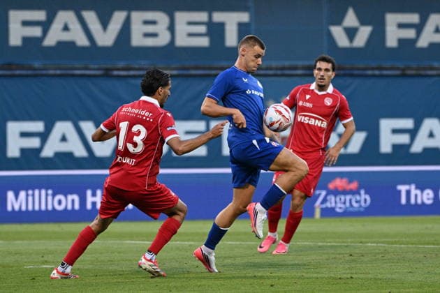 CroatiaZagreb, 280726. Maksimir Stadium. UEFA Champions League second qualifying round match, GNK Dinamo - FC Thun. Photo: Damir Krajac CROPIX Zagreb Croatia Copyright: xxDamirxKrajacx dinamo_thun36-280726
