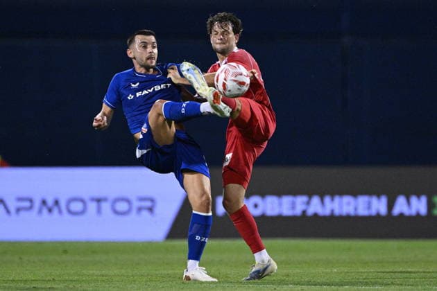 CroatiaZagreb, 280726. Maksimir Stadium. UEFA Champions League second qualifying round match, GNK Dinamo - FC Thun. Photo: Damir Krajac CROPIX Zagreb Croatia Copyright: xxDamirxKrajacx dinamo_thun94-280726