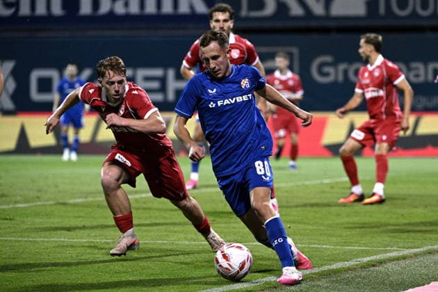 CroatiaZagreb, 280726. Maksimir Stadium. UEFA Champions League second qualifying round match, GNK Dinamo - FC Thun. Photo: Damir Krajac CROPIX Zagreb Croatia Copyright: xxDamirxKrajacx dinamo_thun75-280726