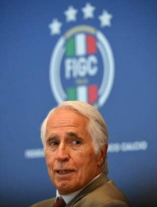 260728 -- ROME, July 28, 2026 -- Italian Football Federation President Giovanni Malago, gives a press conference, PK, Pressekonferenz to introduce Roberto Mancini as the new head coach of the Italy men s national football team, in Rome, Italy, July 28, 2026. Photo by Alberto Lingria Xinhua SPITALY-ROME-NEW HEAD COACH-ANNOUNCEMENT AxErbeituolingeliya  (SP)ITALY-ROME-NEW HEAD COACH-ANNOUNCEMENT IMAGO AxErbeituoÂ¡Â¤lingeliya  imago images 0862885021
