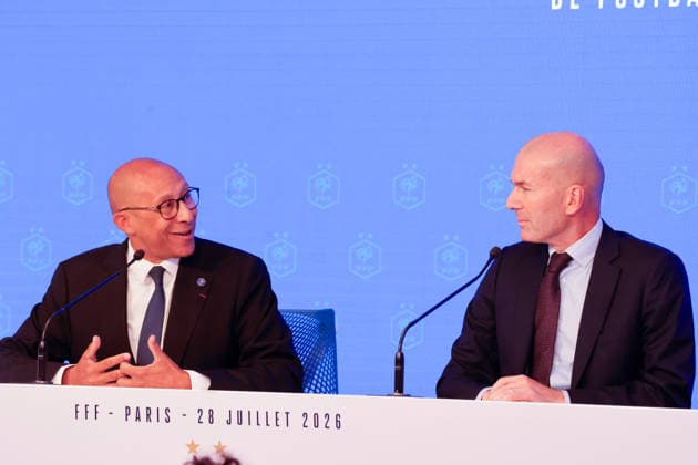 (260729) -- PARIS, July 29, 2026 -- Newly-appointed head coach Zinedine Zidane (R) of the France national football team and French Football Federation President Philippe Diallo attend a press conference, PK, Pressekonferenz at the federation s headquarters in Paris, France, July 28, 2026. (Photo by Xinhua) (SP)FRANCE-PARIS-FOOTBALL-FRENCH HEAD COACH-ZIDANE HenrixSzwarc 