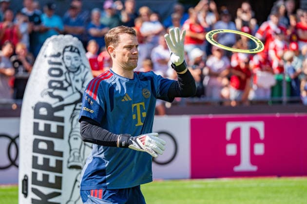 Trainingslager, FC Bayern München am 29.07.2026 in Rottach-Egern Manuel Neuer im Torwarttraining *** Training camp, FC Bayern Munich on July 29, 2026, in Rottach-Egern: Manuel Neuer during goalkeeper training Copyright: xBahhoxKarax