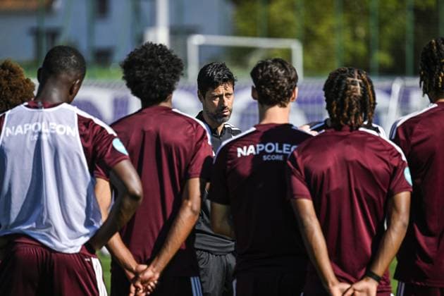 Anderlecht s head coach Vitor Bruno pictured during a training session of Belgian RSC Anderlecht, Wednesday 29 July in Brussels, in preparations of the second leg of the second qualifying round for the UEFA Europa League against Swedish Hammarby IF. TOM GOYVAERTS TomxGoyvaerts  x182286174x