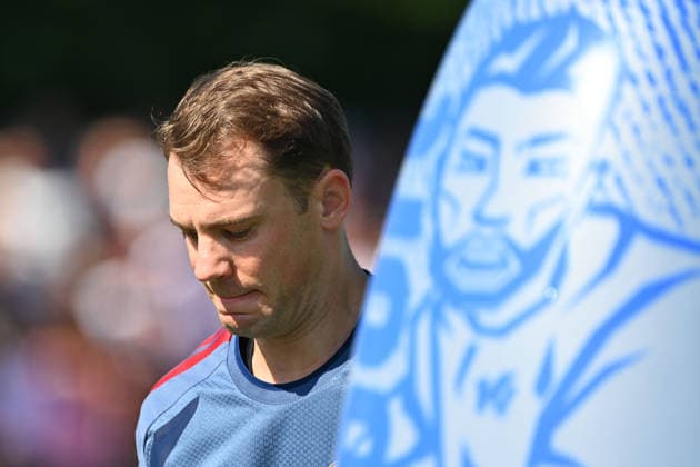 Manuel NEUER (Torwart Bayern Muenchen), Aktion,Einzelbild,angeschnittenes Einzelmotiv,Portrait,Portraet. Oeffentliches Training FC Bayern Muenchen im Trainingslager in Rottach Egern am 29.07.2026. Fussball 1. Bundesliga,Saison 2026 2027. *** Manuel NEUER, Goalkeeper for Bayern Munich, Action Shot, Single Frame, Cropped Image, Portrait,Portrait: FC Bayern Munich public training session at the training camp in Rottach-Egern on July 29, 2026; Soccer, Bundesliga 1, 2026–2027 season