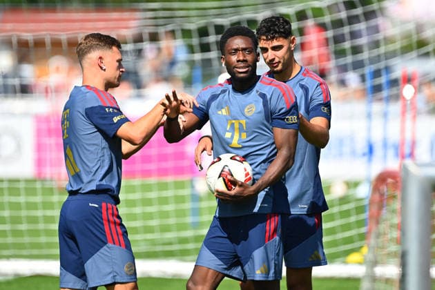 v.li:Joshua KIMMICH (Bayern Muenchen),Alphonso DAVIES (Bayern Muenchen), Aleksandar PAVLOVIC (Bayern Muenchen). Oeffentliches Training FC Bayern Muenchen im Trainingslager in Rottach Egern am 29.07.2026. Fussball 1. Bundesliga,Saison 2026 2027. *** From left: Joshua KIMMICH, Bayern Munich; Alphonso DAVIES, Bayern Munich; Aleksandar PAVLOVIC, Bayern Munich. Public training session for FC Bayern Munich at the training camp in Rottach-Egern on July 29, 2026. Soccer, Bundesliga 1, 2026–2027 season