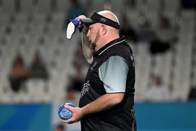 COM26 BOWLS, Ali Forsyth of New Zealand prepares to bowl during the Men™s Pairs Bowls during the Glasgow 2026 Commonwealth Games at SEC Centre Hall 3 in Glasgow, Scotland, Thursday, July 23, 2026. ( NO ARCHIVING, EDITORIAL USE ONLY Glasgow Scotland United Kingdom  Copyright: xLUKASxCOCHx 20260729125717677989