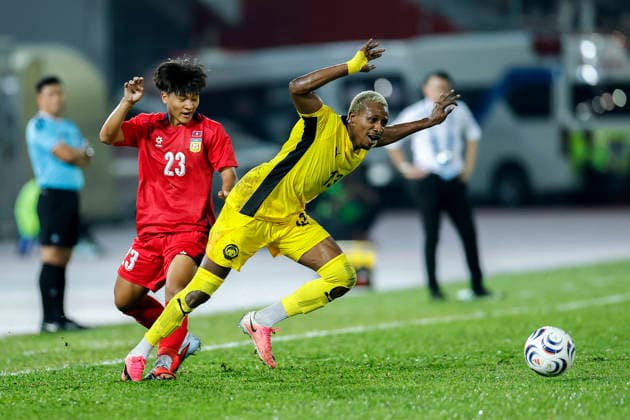 July 28, 2026, Kuala Lumpur, Malaysia: Mohamadou Sumareh of Malaysia (R) and Phonsak Seesavath of Laos seen in action during the ASEAN Hyundai Cup 2026 match between Malaysia and Laos at Kuala Lumpur Football Stadium, Cheras. Final score; Malaysia 4:0 Laos. ASEAN Hyundai Cup 2026 Malaysia Vs Laos In Kuala Lumpur, Malaysia - 28 Jul 2026  - ZUMAs197 20260728_aaa_s197_303 Copyright: xWongxFokxLoyx