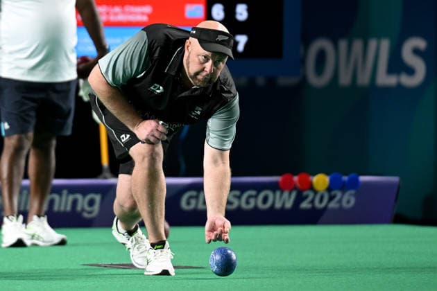 COM26 BOWLS, Ali Forsyth of New Zealand bowls during the Men™s Pairs Bowls in the Glasgow 2026 Commonwealth Games at SEC Centre Hall 3 in Glasgow, Scotland, Thursday, July 23, 2026. ( NO ARCHIVING, EDITORIAL USE ONLY Glasgow Scotland United Kingdom  Copyright: xLUKASxCOCHx 20260729127781056355