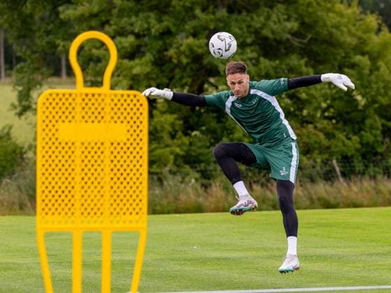 Raphael Sallinger of Hibernian during a training session ahead of the clash with KF Malisheva Hibernian Training, Football, Hibernian Training Centre, Edinburgh, Scotland, UK - 29 Jul 2026Edinburgh Hibernian Training Centre Scotland United Kingdom EDITORIAL USE ONLY No use with unauthorised audio, video, data, fixture lists, club league logos or live services. Online in-match use limited to 120 images, no video emulation. No use in betting, games or single club league player publications.  Copyright: xAlanxRennie Shutterstockx 17016053m