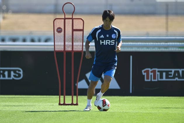 Satoshi TANAKA (GE) Training des FC Schalke 04 (GE) am 29.07.2026 auf dem Trainingsgelaende in Gelsenkirchen Deutschland. Â *** Satoshi TANAKA, FC Schalke 04 GE Training Session on July 29, 2026, at the training facility in Gelsenkirchen, Germany Â